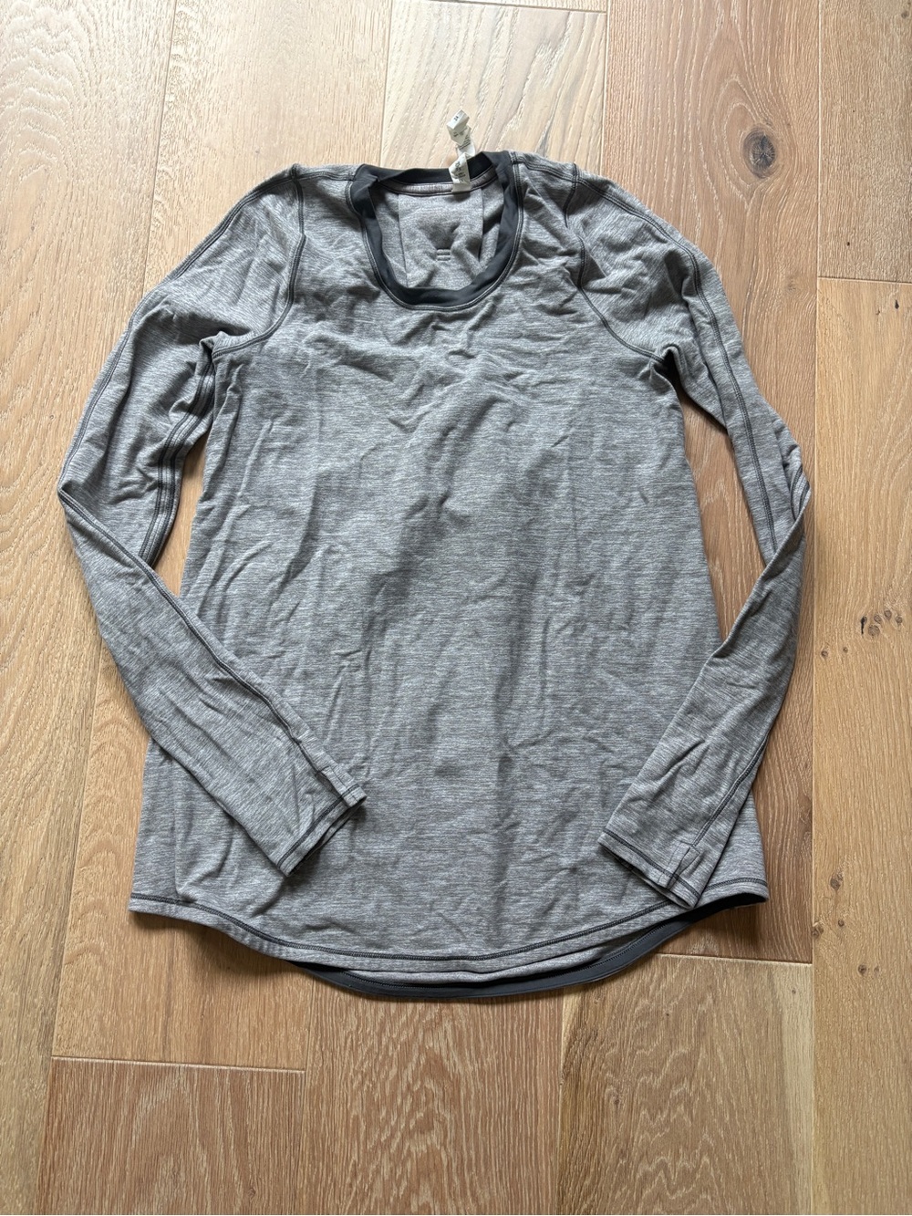 EUC Lululemon 4 tuck and flow heathered soot light